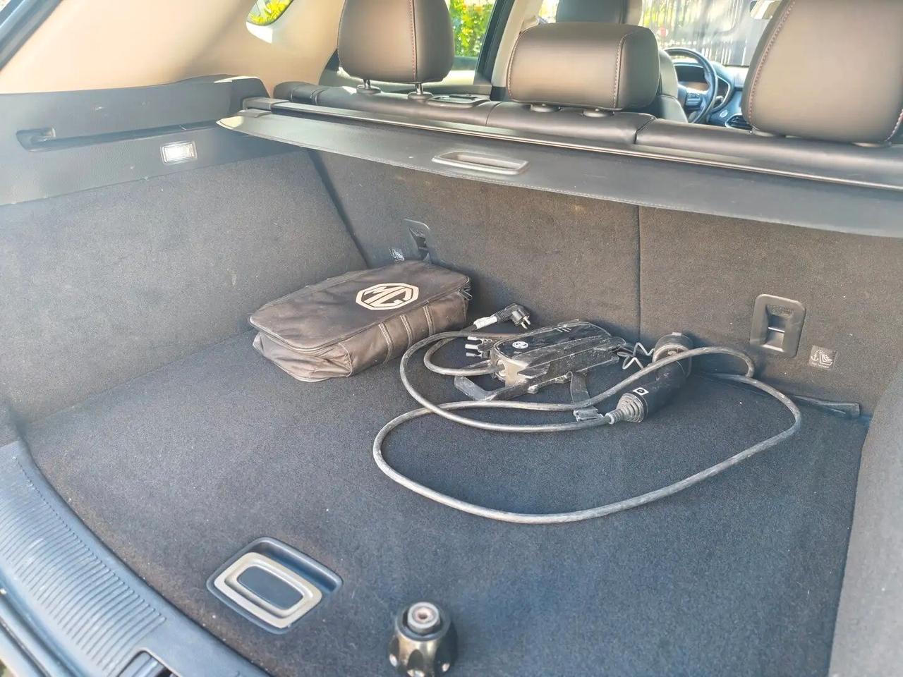 Mg EHS Plug-in Hybrid Comfort