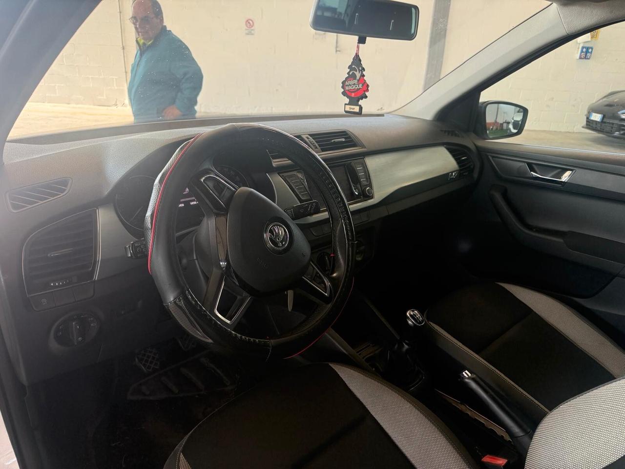 Skoda Fabia 1.0 MPI 60 CV Design Edition