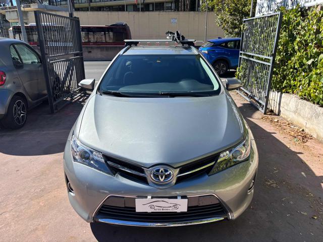 TOYOTA Auris 1.8 Hybrid Executive - UNIOPRO