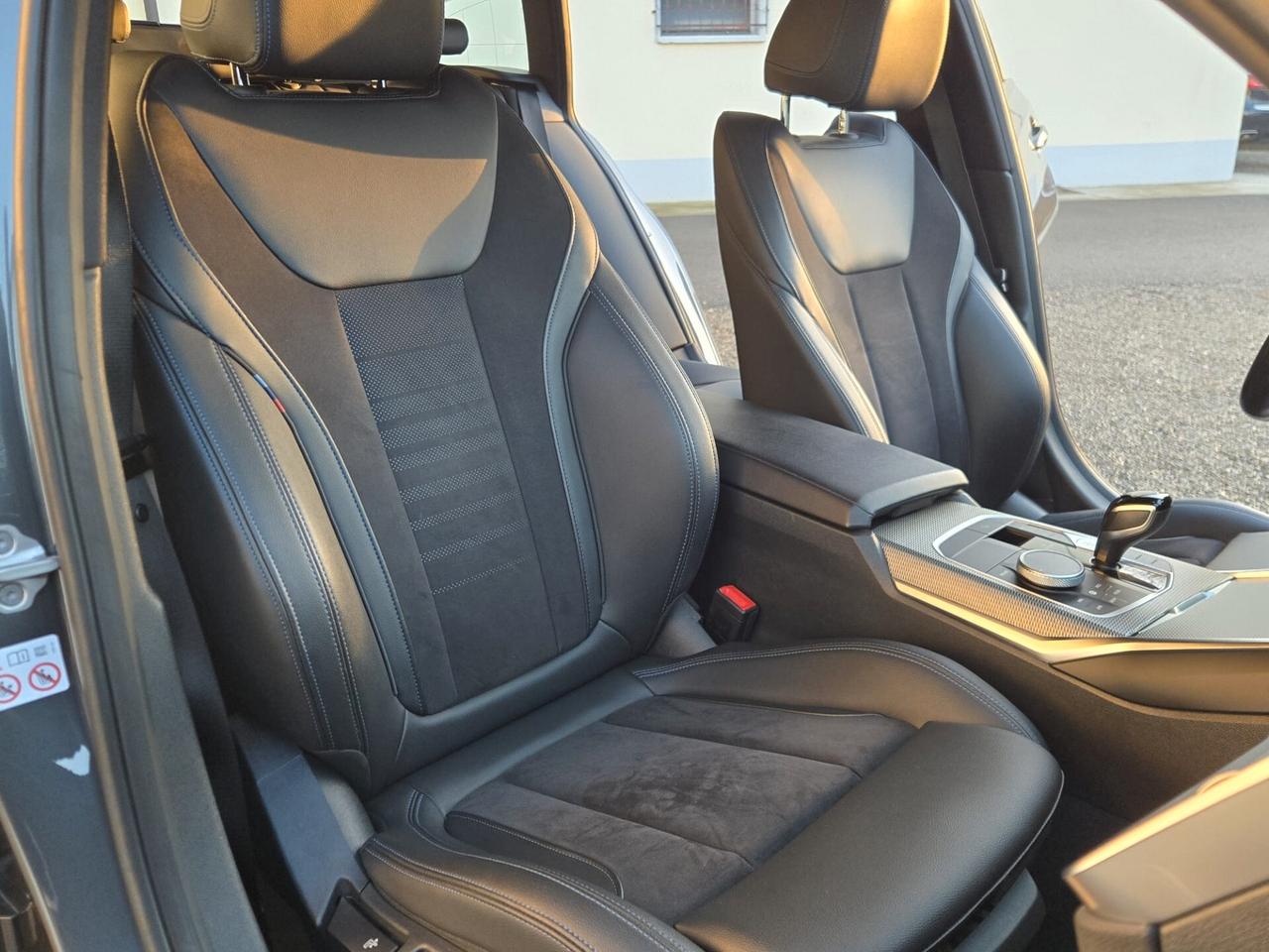 BMW 318D TOURING MSPORT INTERNO ED ESTERNO