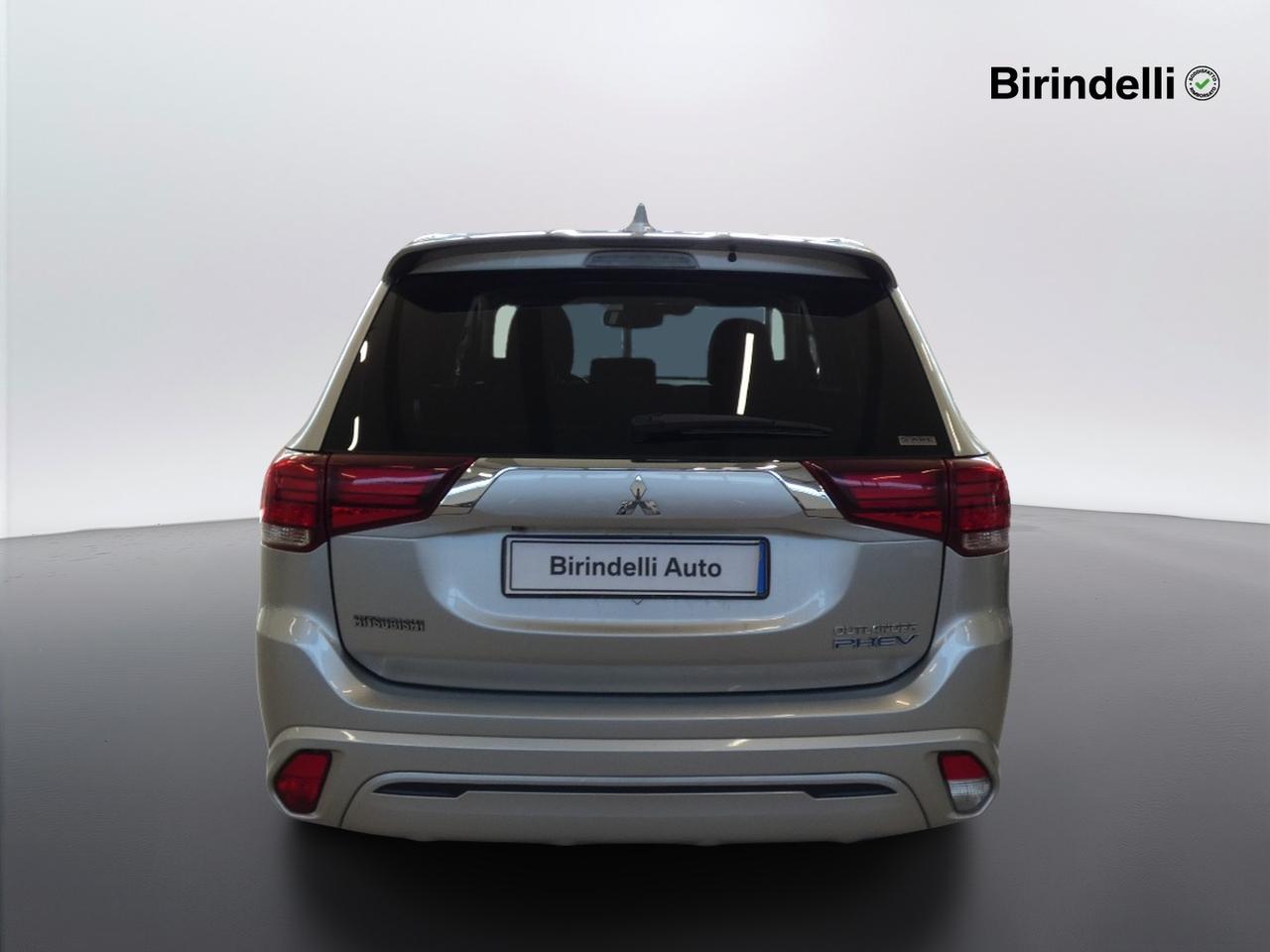 MITSUBISHI Outlander 3ª serie - Outlander 2.4 MIVEC 4WD PHEV Instyle Plus SDA
