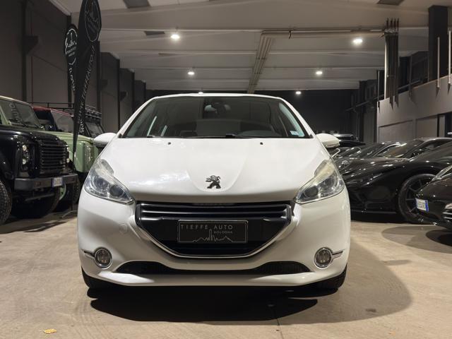 PEUGEOT 208 1.4 8V HDi 68CV 5p. Allure