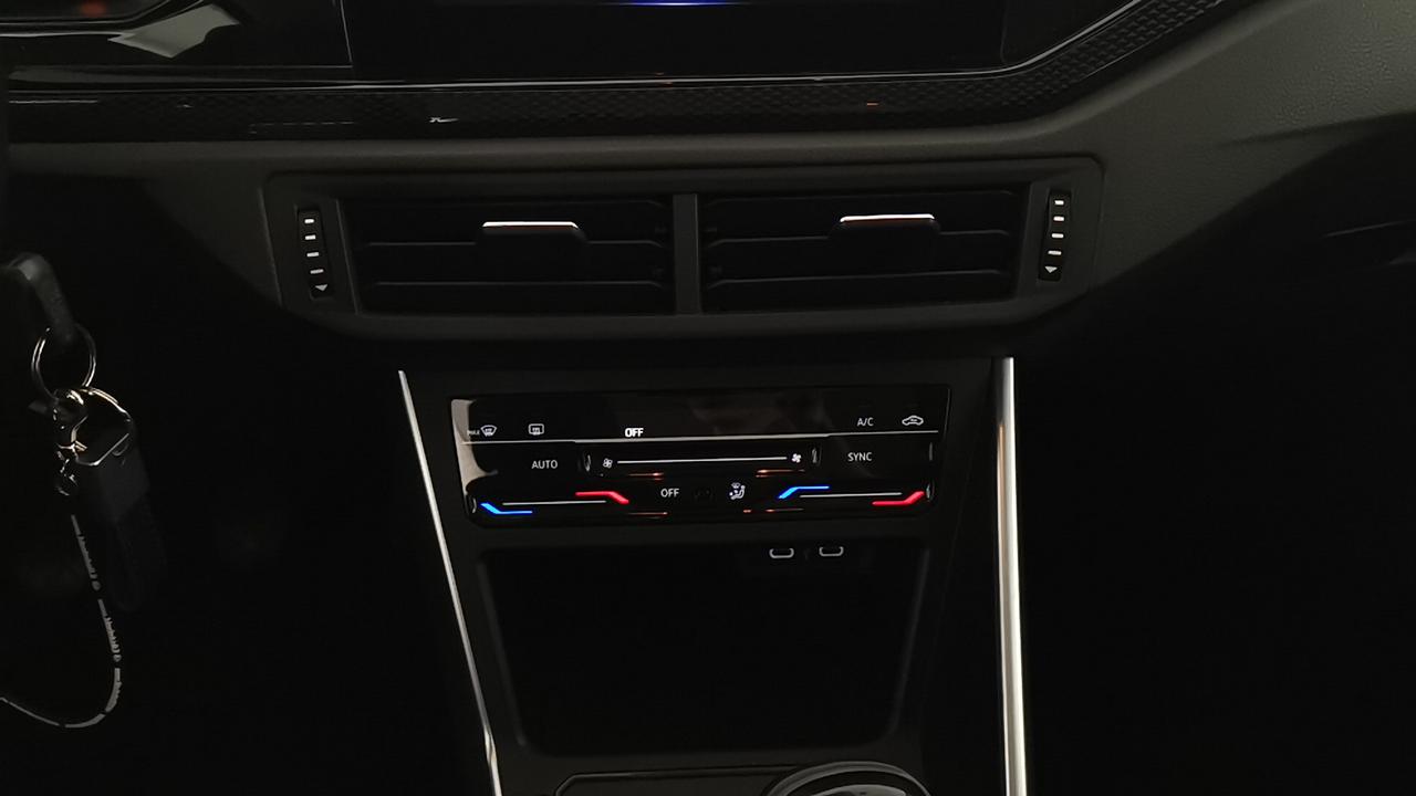 VOLKSWAGEN Polo VI 2022 - Polo 1.0 tsi Life 95cv