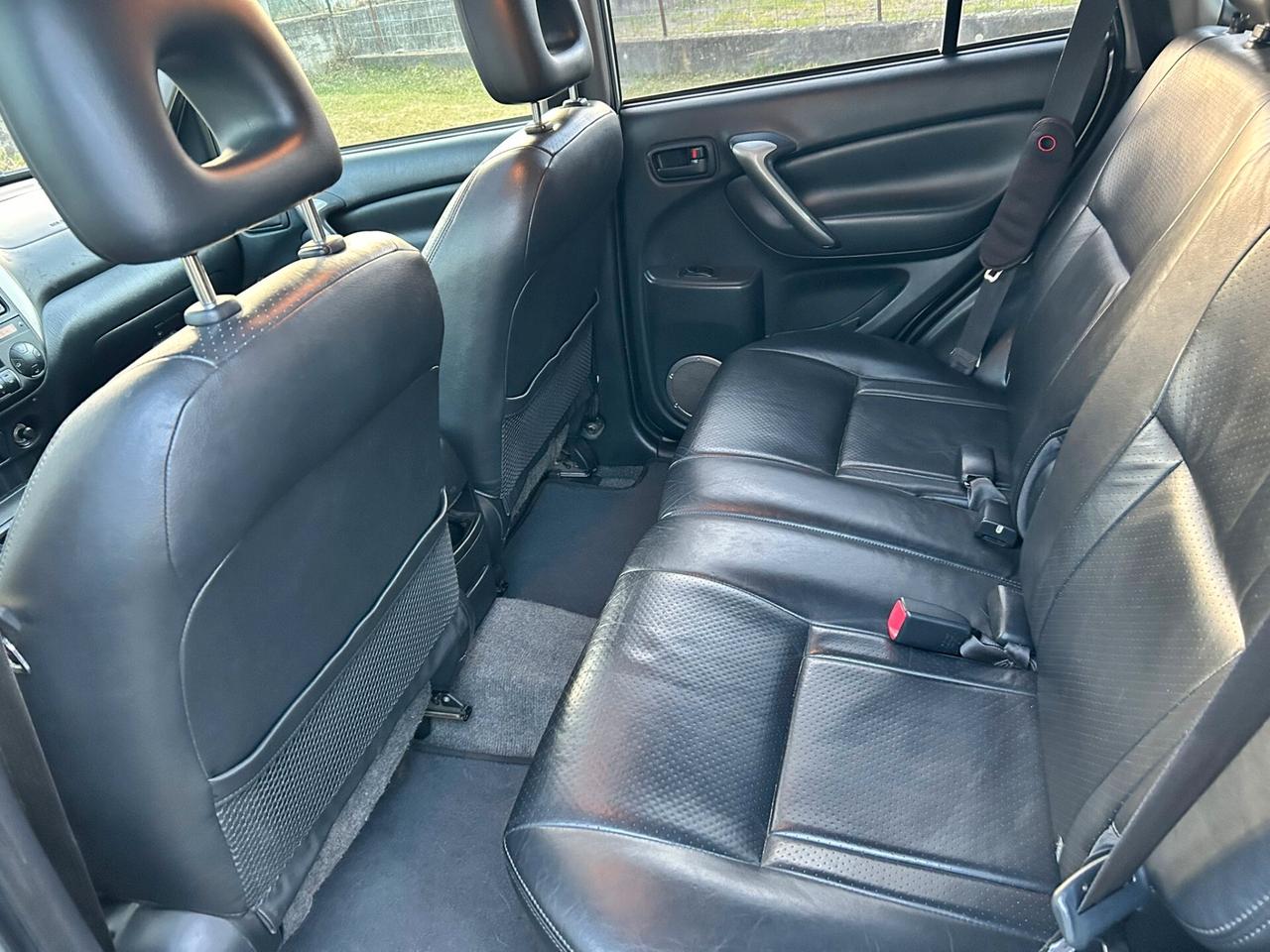 Toyota RAV 4 2.0 TDI tetto apribile