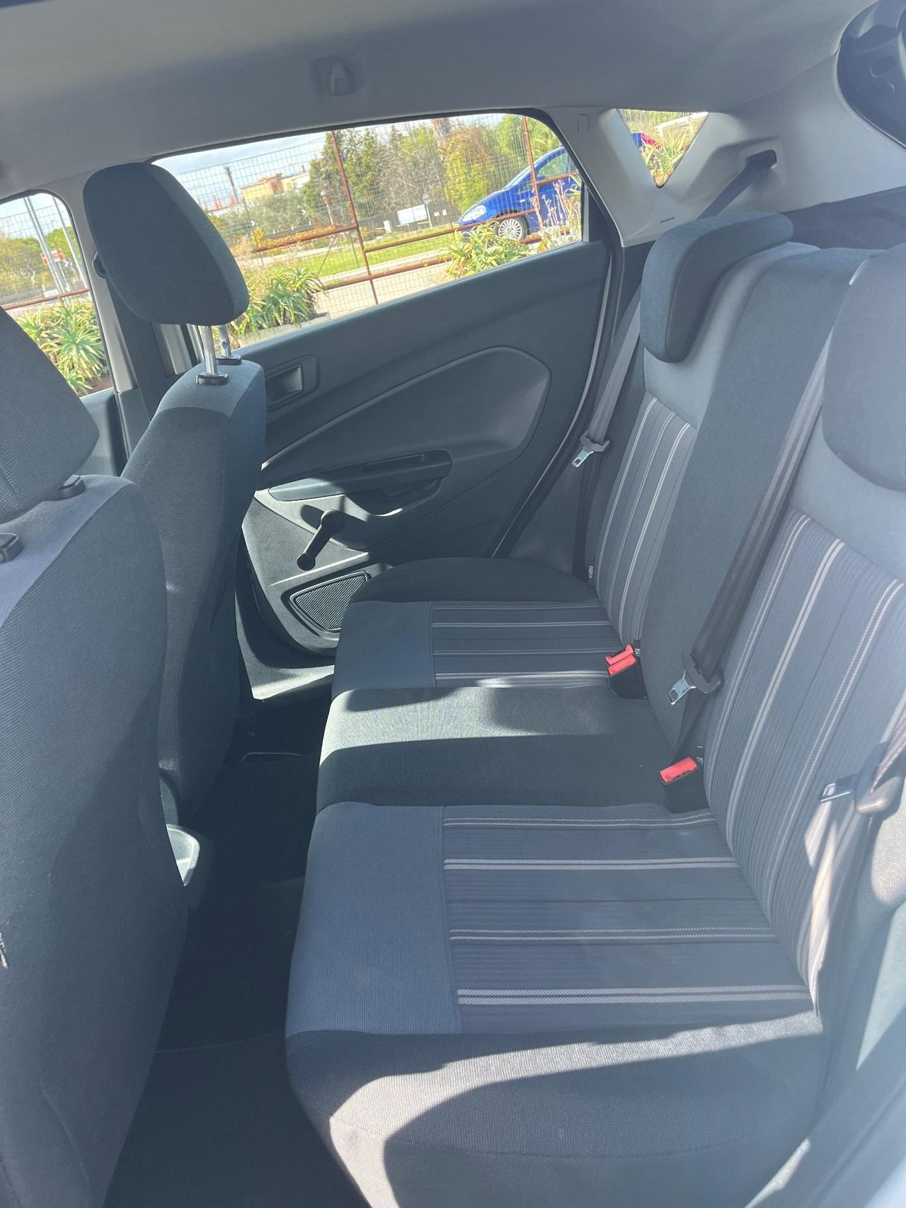 Ford Fiesta 1.4 TDCi 5p. Titanium