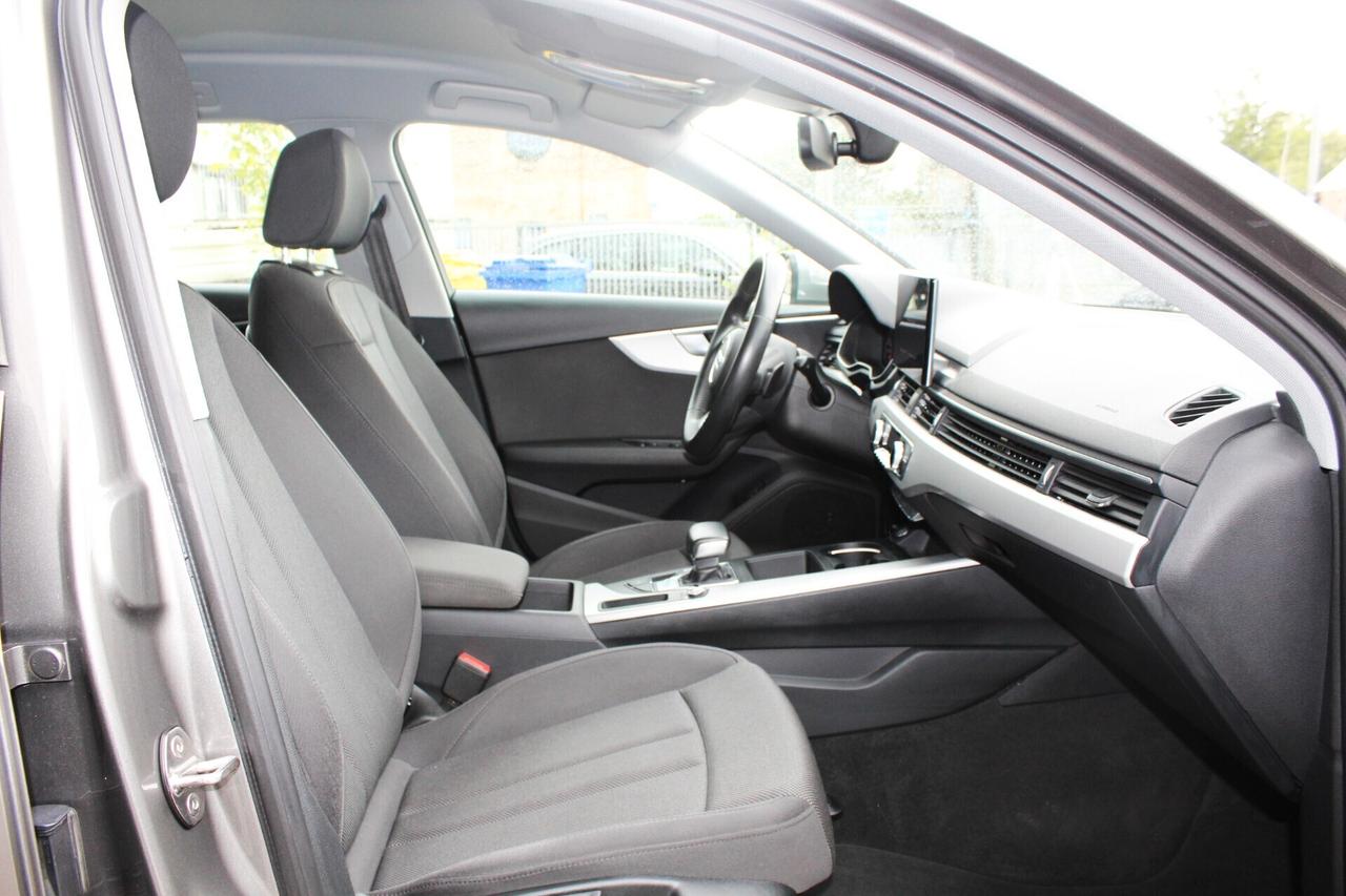 Audi A4 Avant 40 TDI quattro S tronic Sport