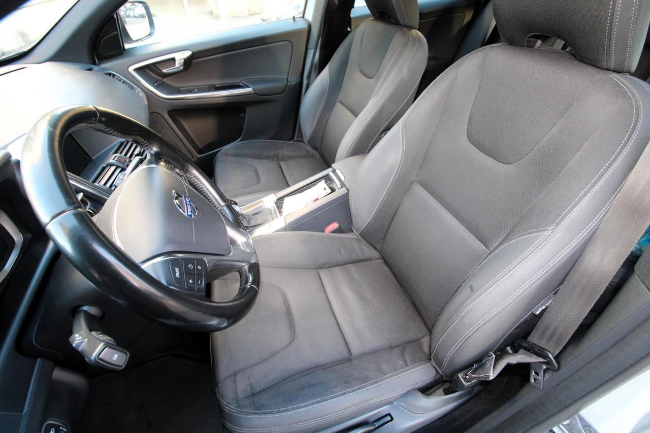 Volvo XC 60 XC60 D3 Geartronic Momentum