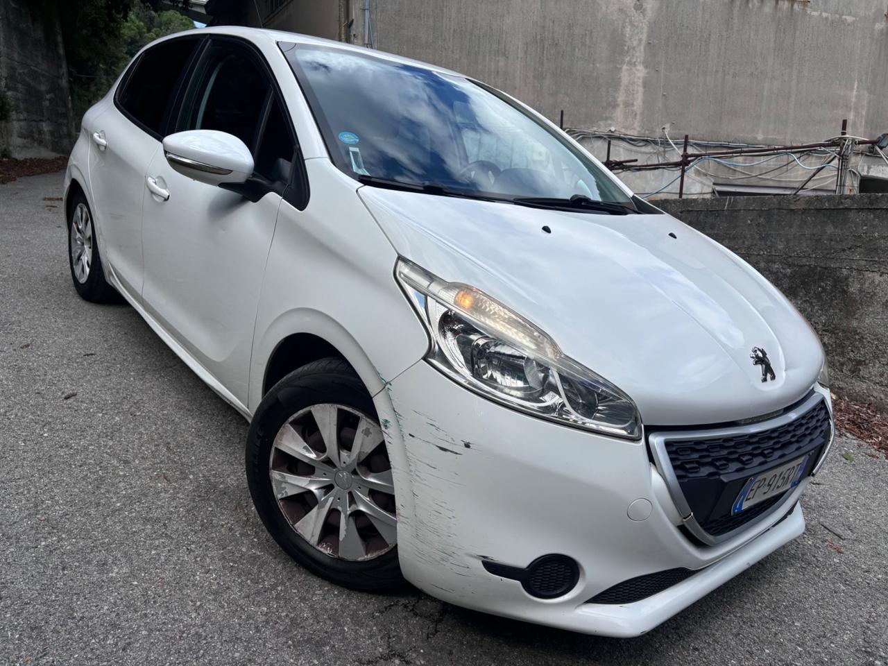 Peugeot 208 1.2 VTi 82 CV 5 porte Access