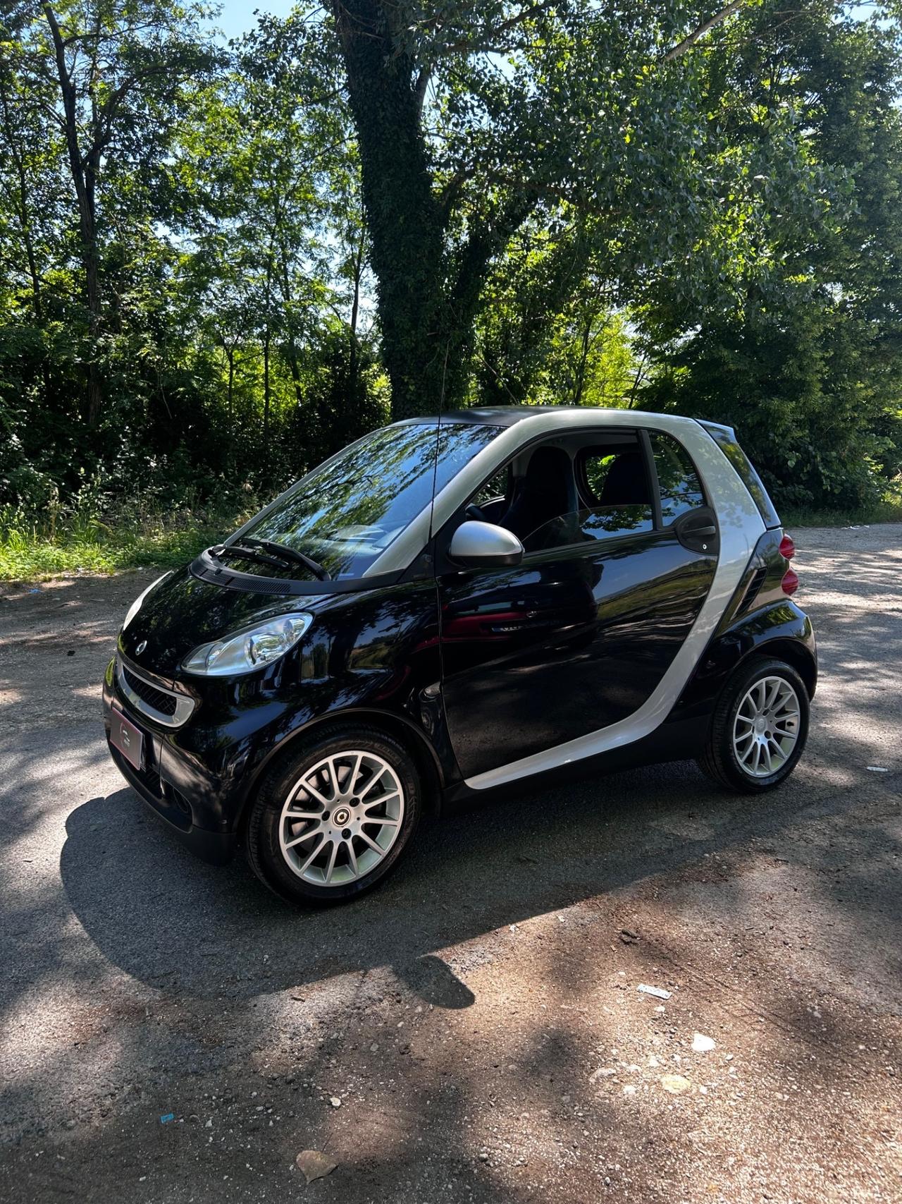 Smart ForTwo 1000 52 kW coupé pure
