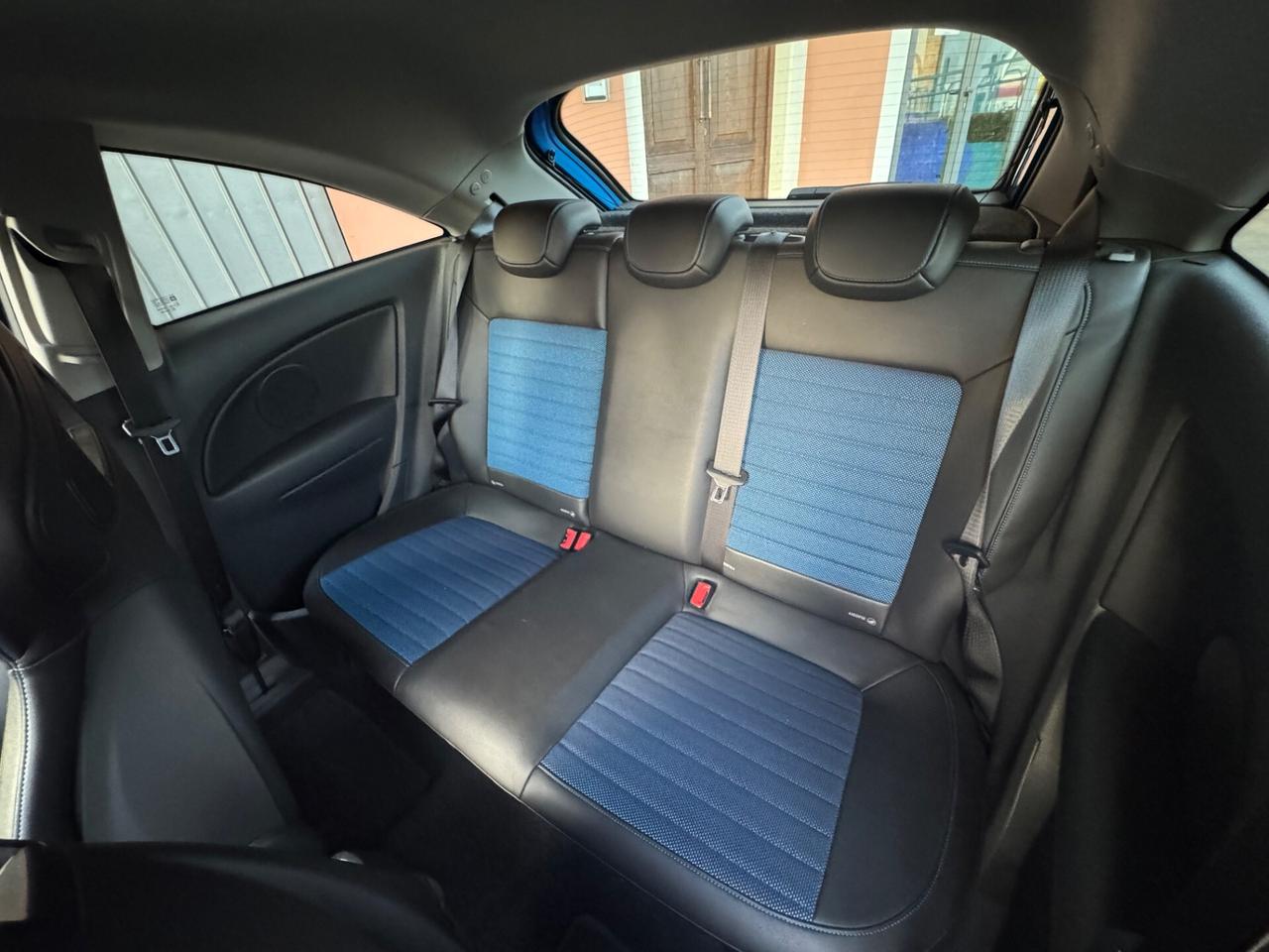 Opel Corsa 1.6 T 192CV 3 porte OPC