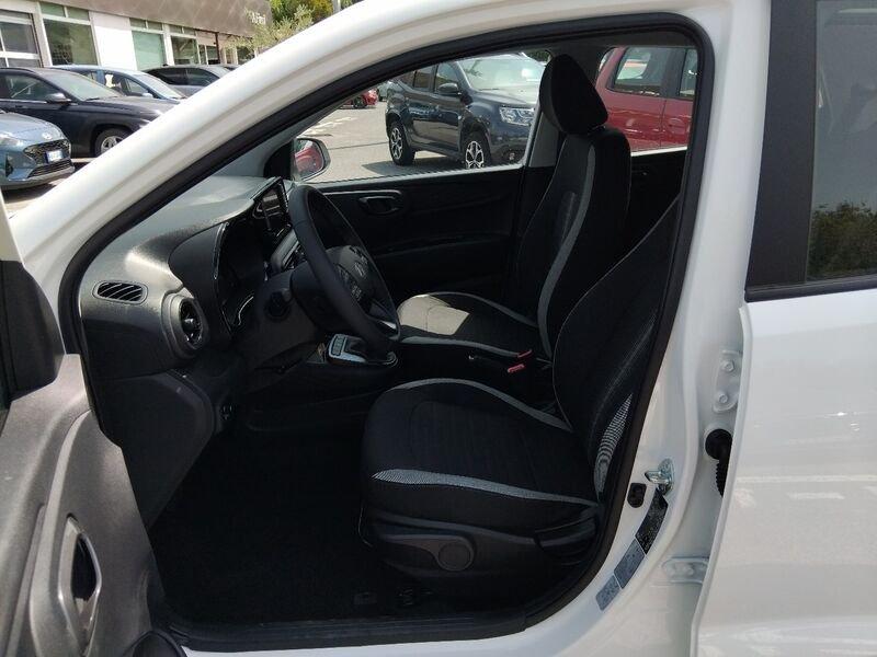Hyundai i10 NUOVA PE MY25 5P 1.0 AT CONNECTLINE