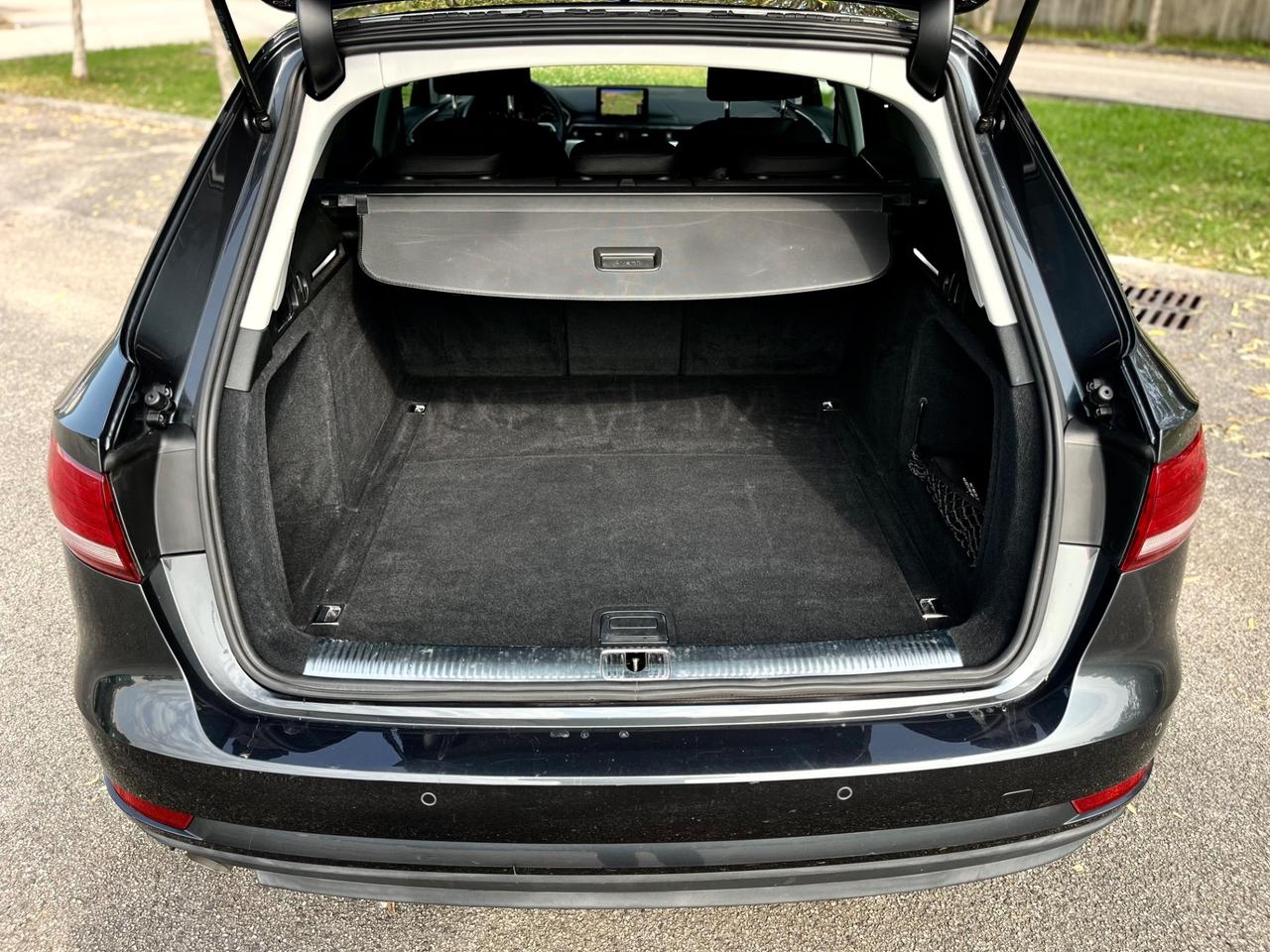 Audi A4 Avant 2.0 TDI 150 CV S tronic TAGLIANDI AUDI