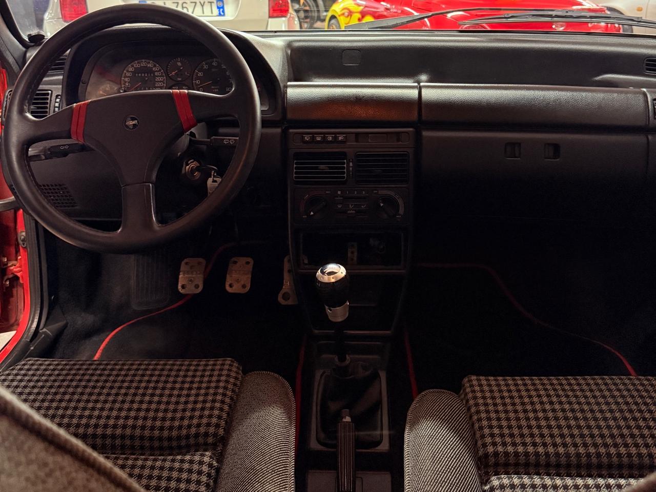 LEGGENDARIA FIAT UNO TURBO IN CONDIZIONI DA VETRINA