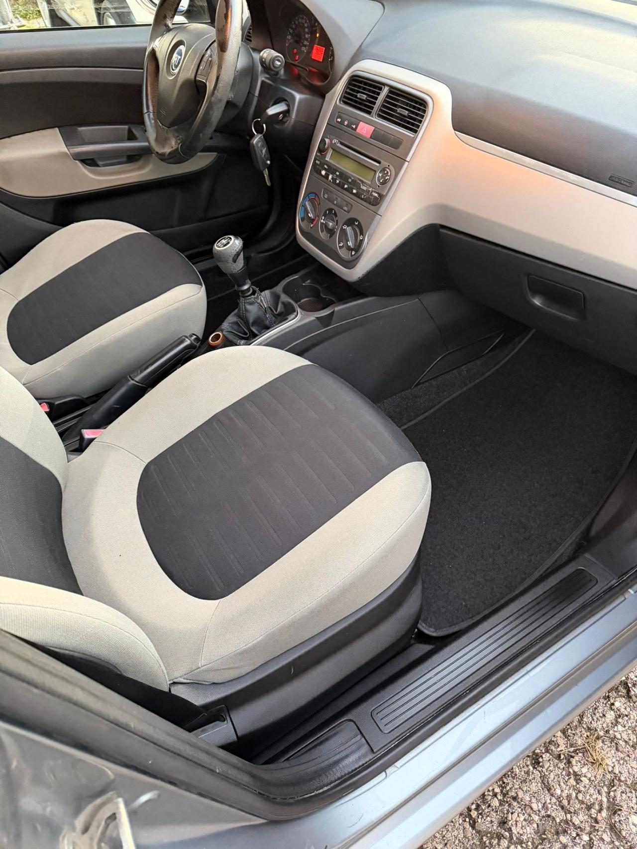 Fiat Grande Punto 1.3 MJT 75 CV X NEOPATENTATI