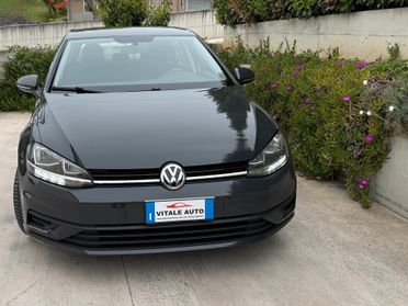 Volkswagen Golf 7.5 ª 1.6 TDI cv 90 TDI Technology. Si neopatentati