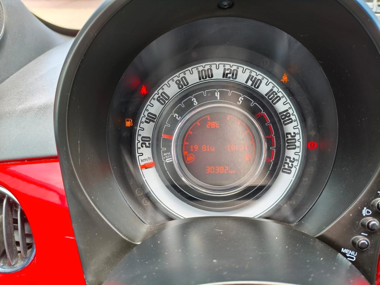 Fiat 500 1.0 Hybrid Red
