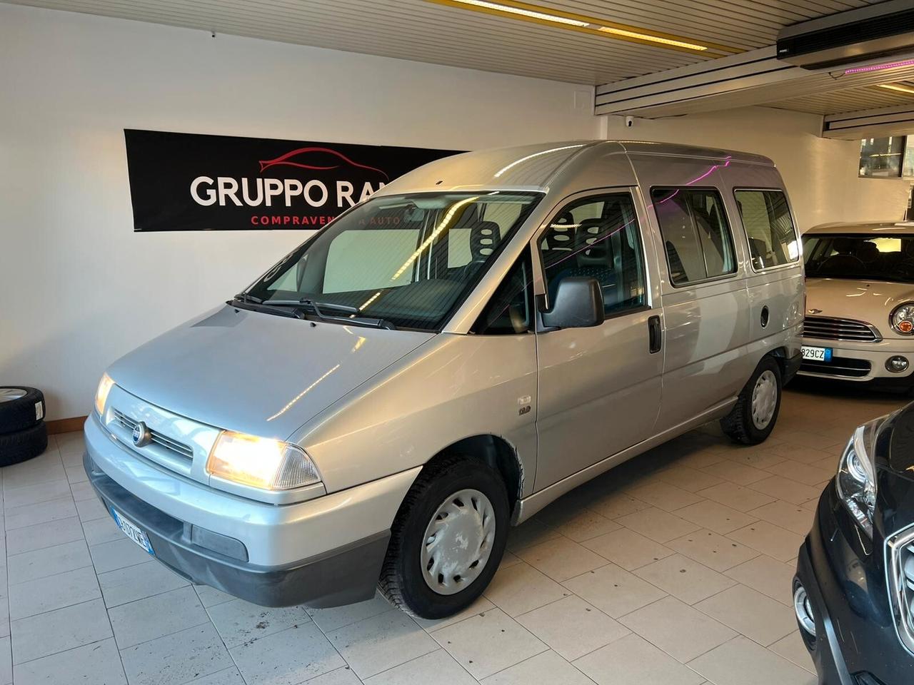 Fiat Scudo 1.9 diesel Combi 8 posti EL