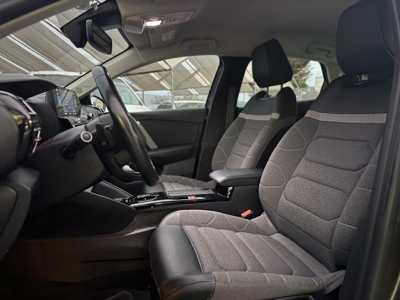 Citroen C4 BlueHDi 130 EAT8 Shine retrocam Sensori