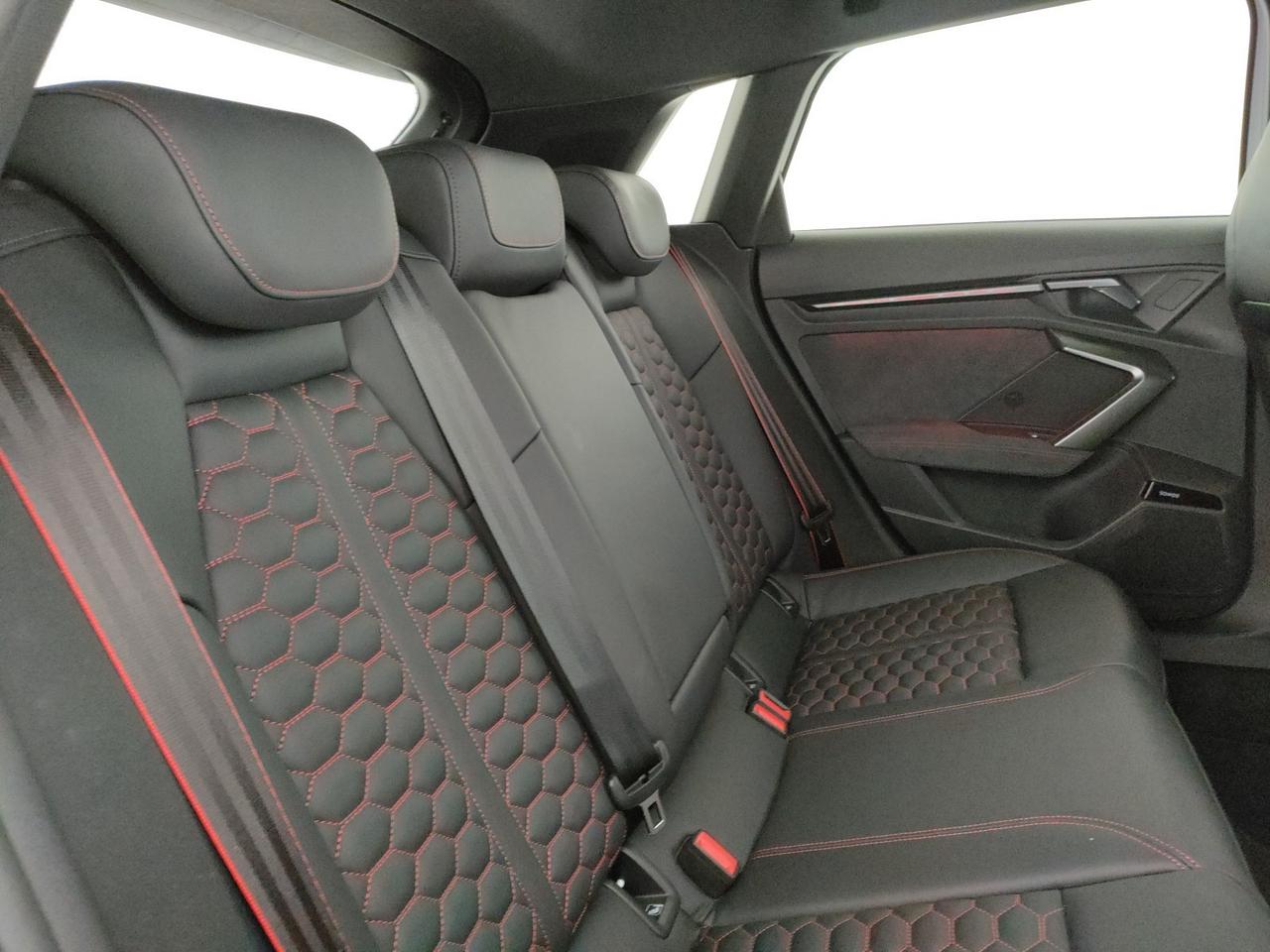 Audi RS3 sportback 2.5 tfsi quattro s-tronic