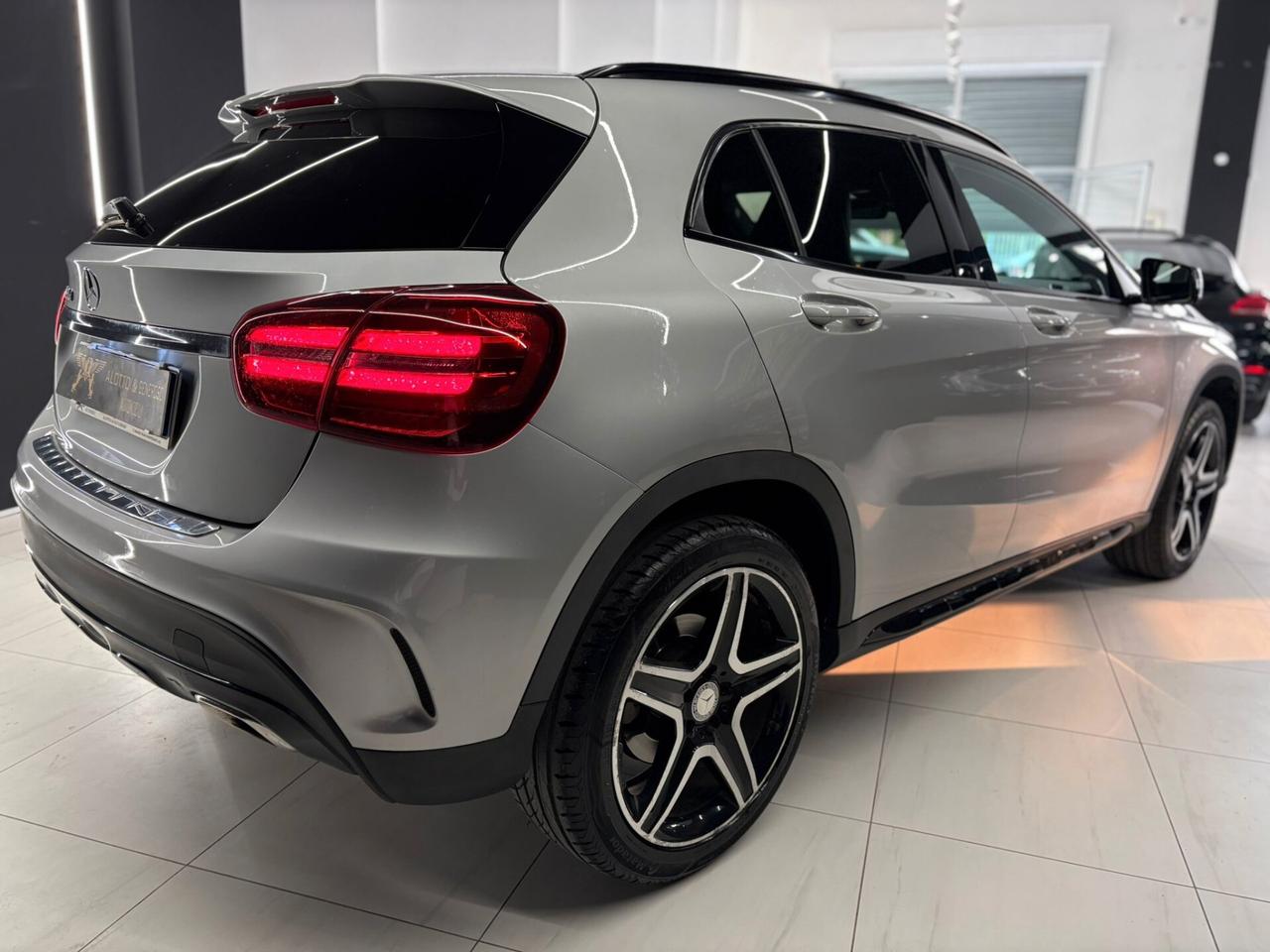 Mercedes-benz GLA 220 d Automatic 4Matic AMG Premium Restyling