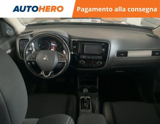 MITSUBISHI Outlander 2.2 DI-D 4WD Instyle 7p.