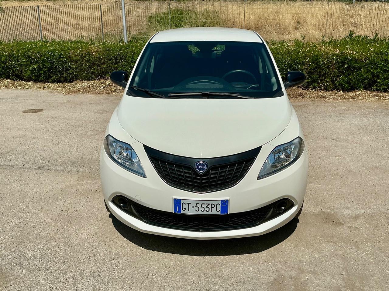 Lancia Ypsilon 1.0 70Cv FireFly Hybrid Gold 5 Posti