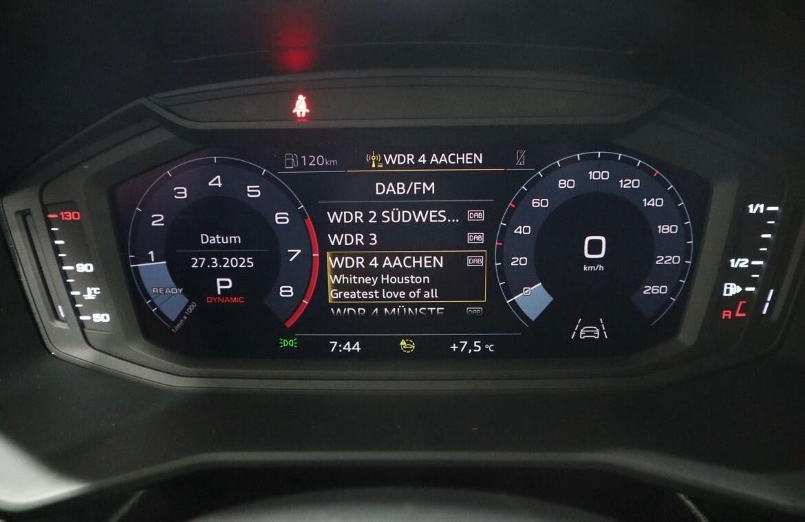 Audi A1 Sportback 40 TFSI S line 207 cv