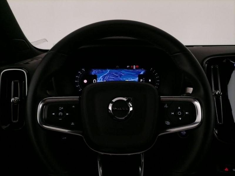 Volvo XC40 2.0 b3 Core auto