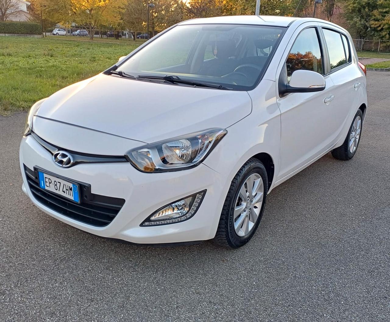 Hyundai i20 1.2 5p. BlueDrive GPL Sound Edition
