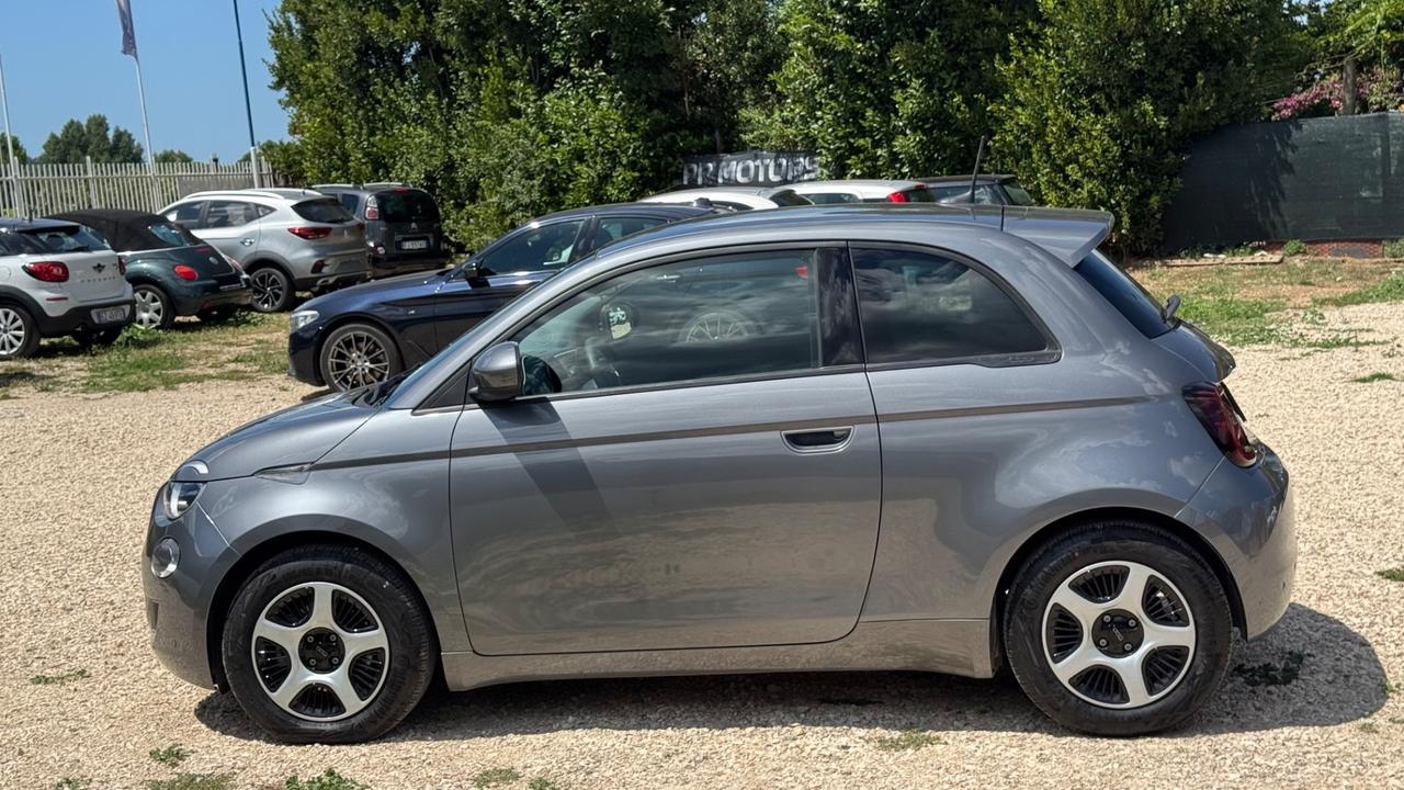 Fiat 500 500e 3+1 42 kWh Icon