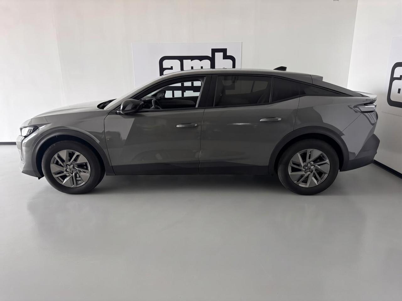 Peugeot 408 1.2 hybrid Allure 136cv e-dsc6