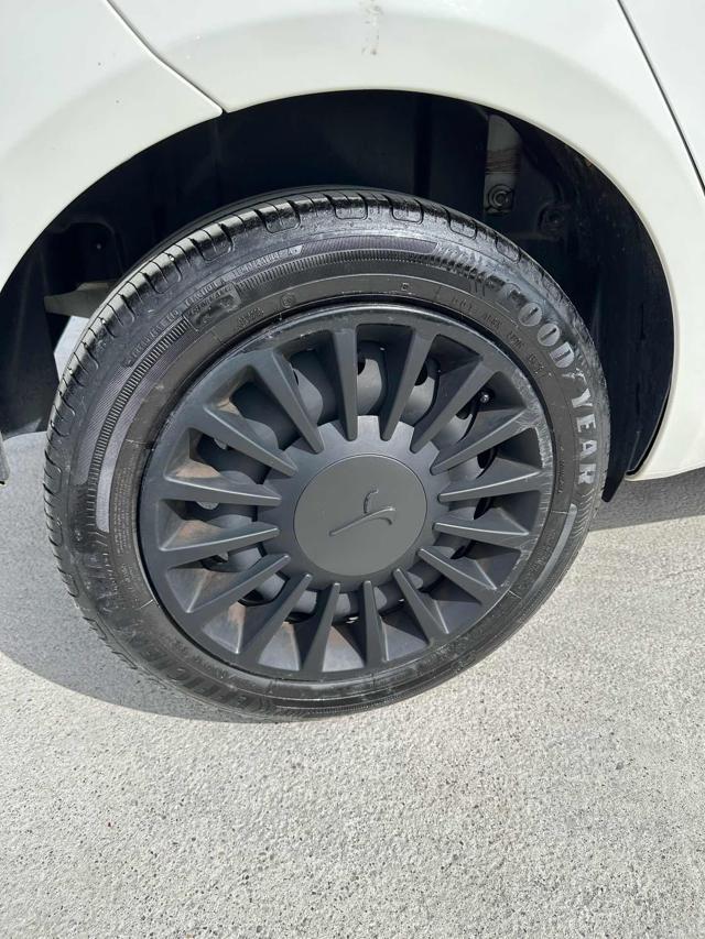 LANCIA Ypsilon 1.0 FireFly 5 porte S&S Hybrid Ecochic Silver
