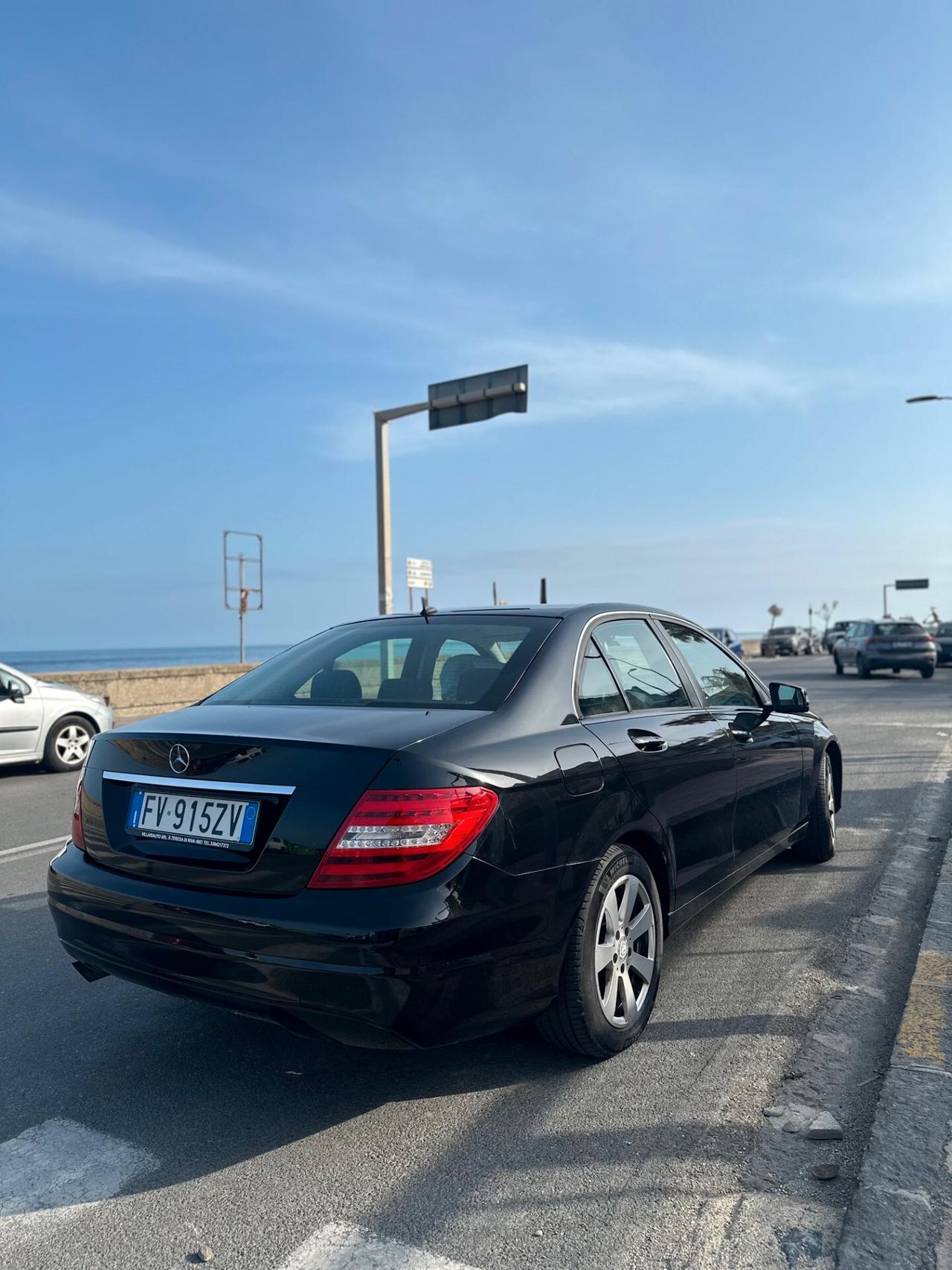 Mercedes-benz C 200 CDI BlueEFFICIENCY Avantgarde
