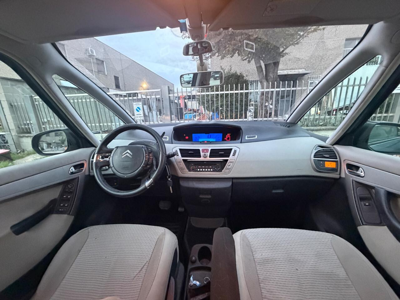 CITROEN C4 2.0 DIESEL AUTOMATICO PER COMERCIANȚI