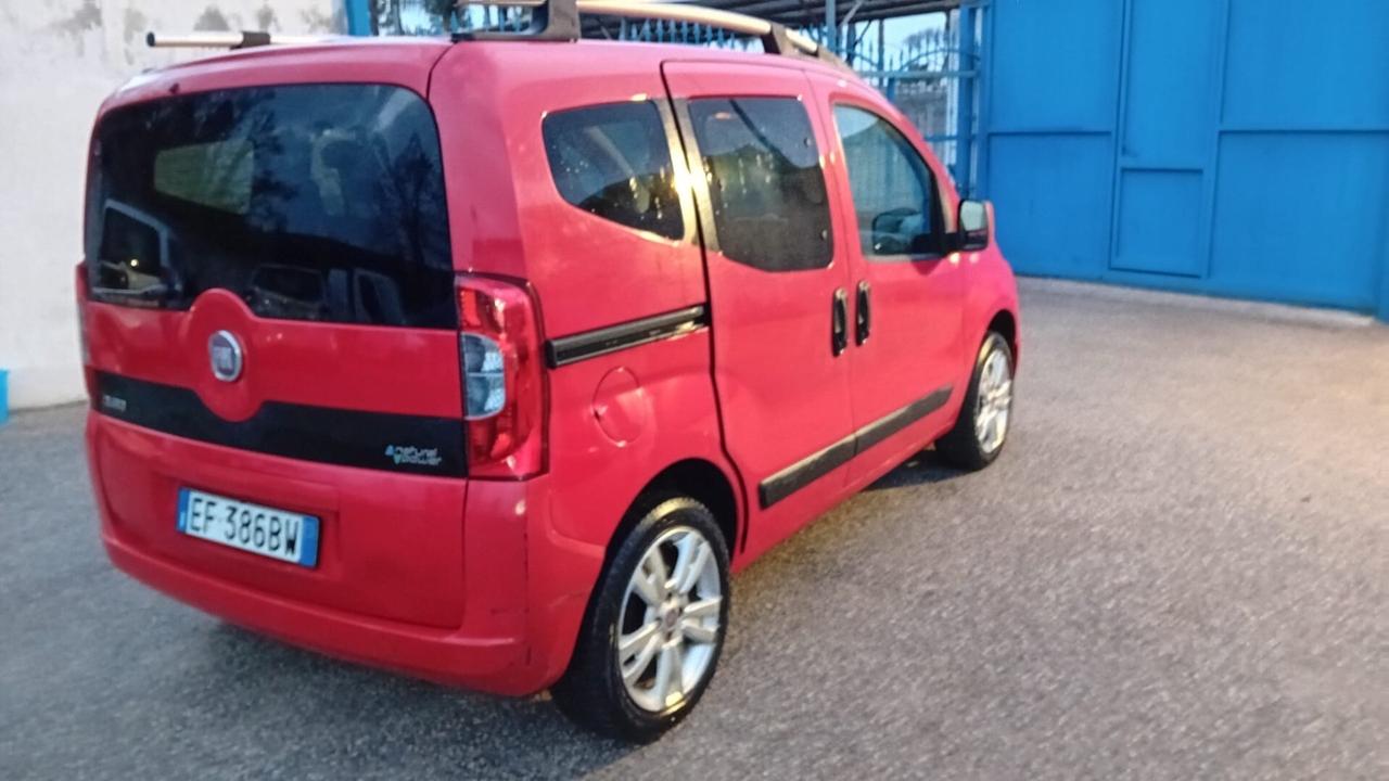 Fiat qubo 5P-1.4 metano emoticon-12/2010