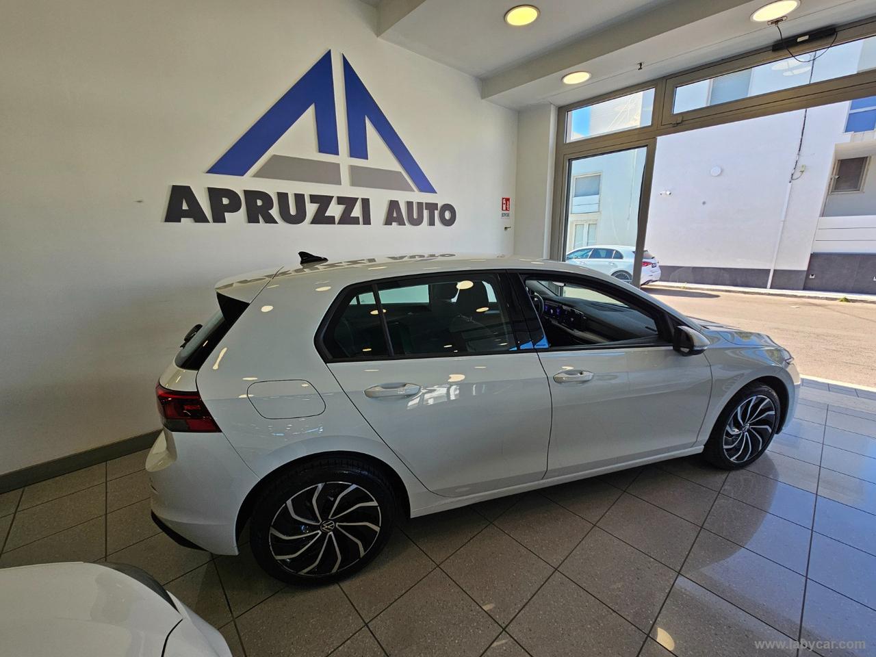 VOLKSWAGEN Golf 2.0 TDI 115 CV SCR Life