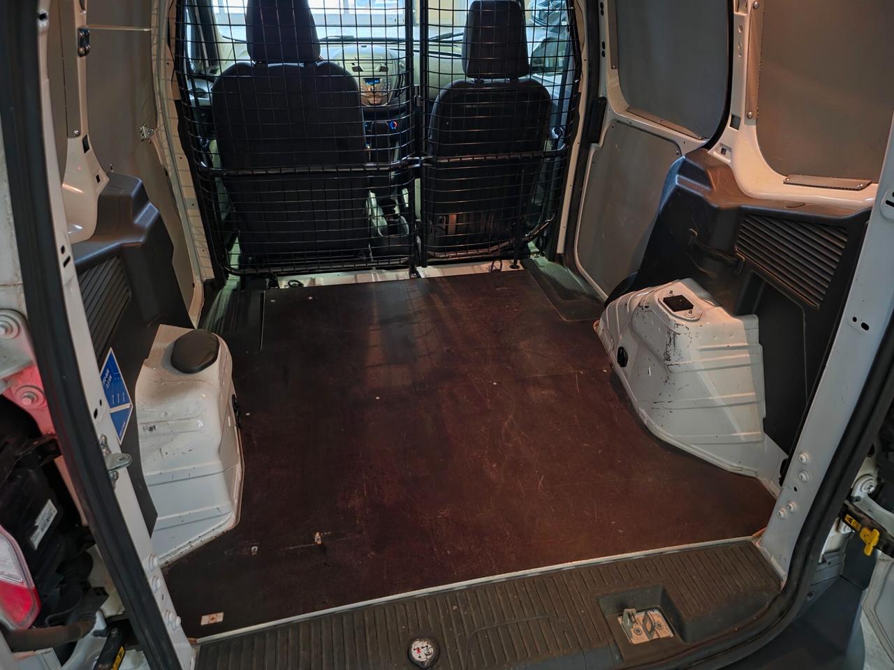 Ford Transit Courier 1.5 TDCi Van autocarro N1 2 posti volume variabile
