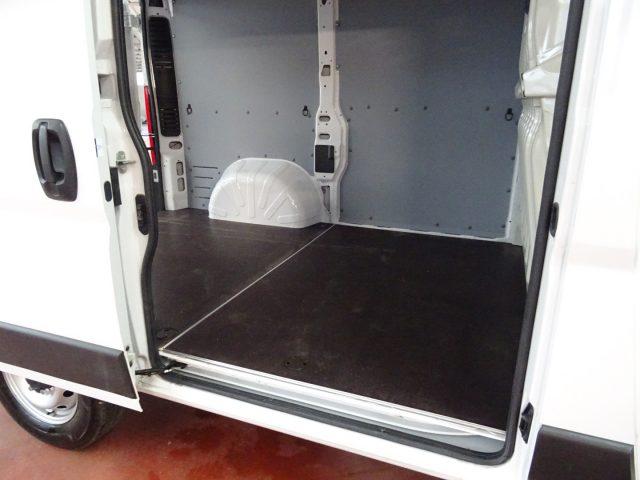 FIAT Ducato 30Q 2.3 MJT 120CV PC-TN Furgone