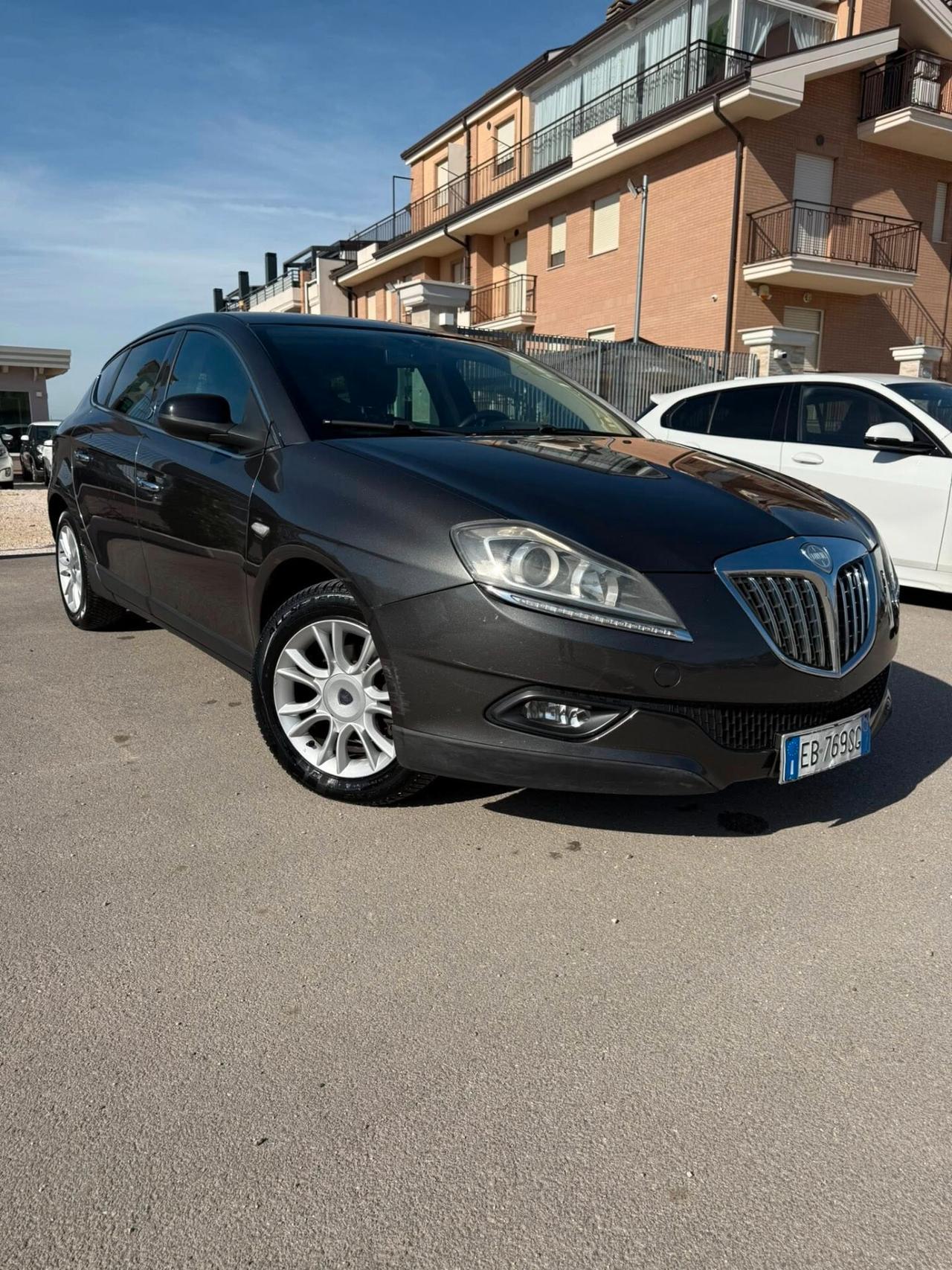 Lancia Delta 1.6 MJT DPF Platino