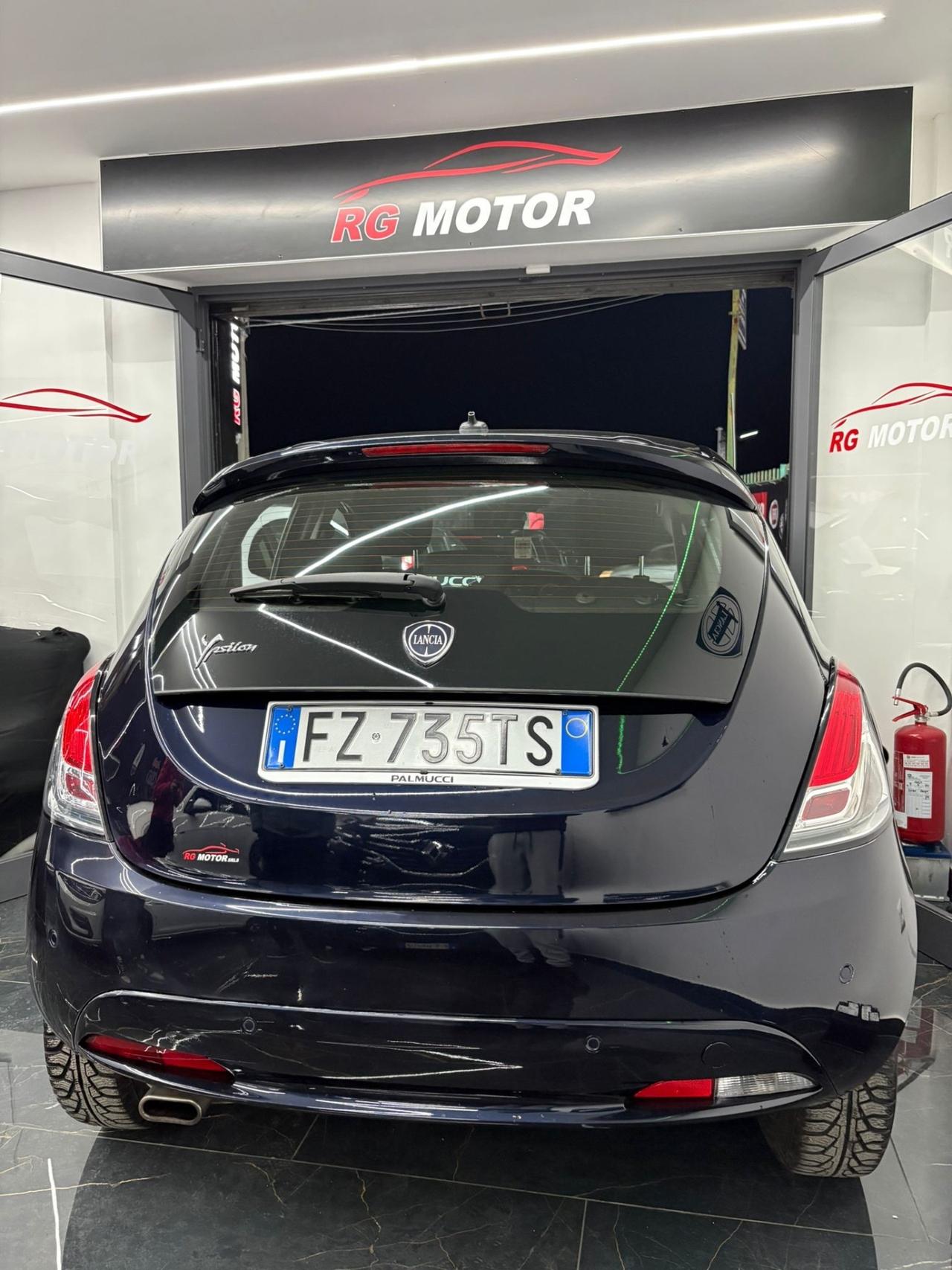 Lancia Ypsilon 1.2 69 CV 5 porte GPL Ecochic Platinum