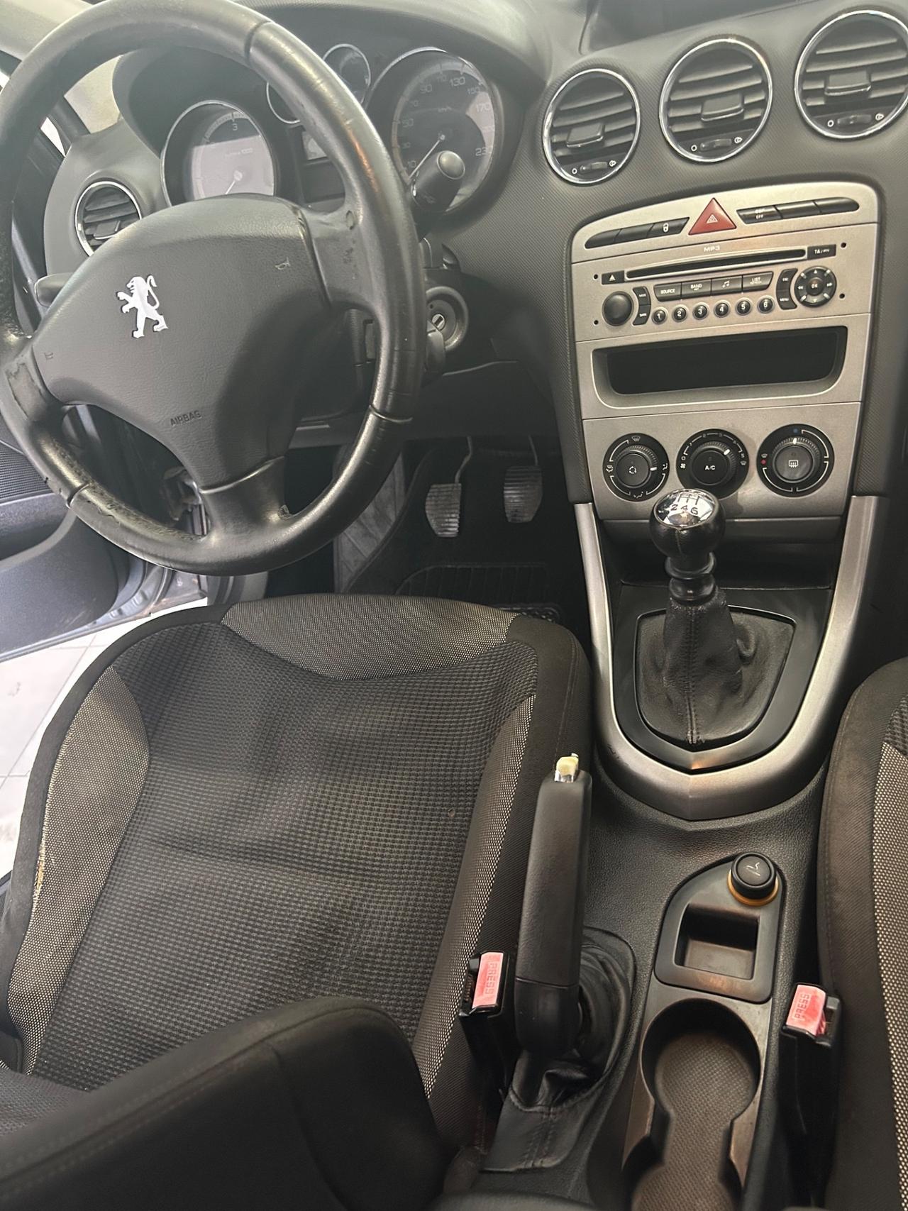 Peugeot 308 2.0 HDi 5p. Féline