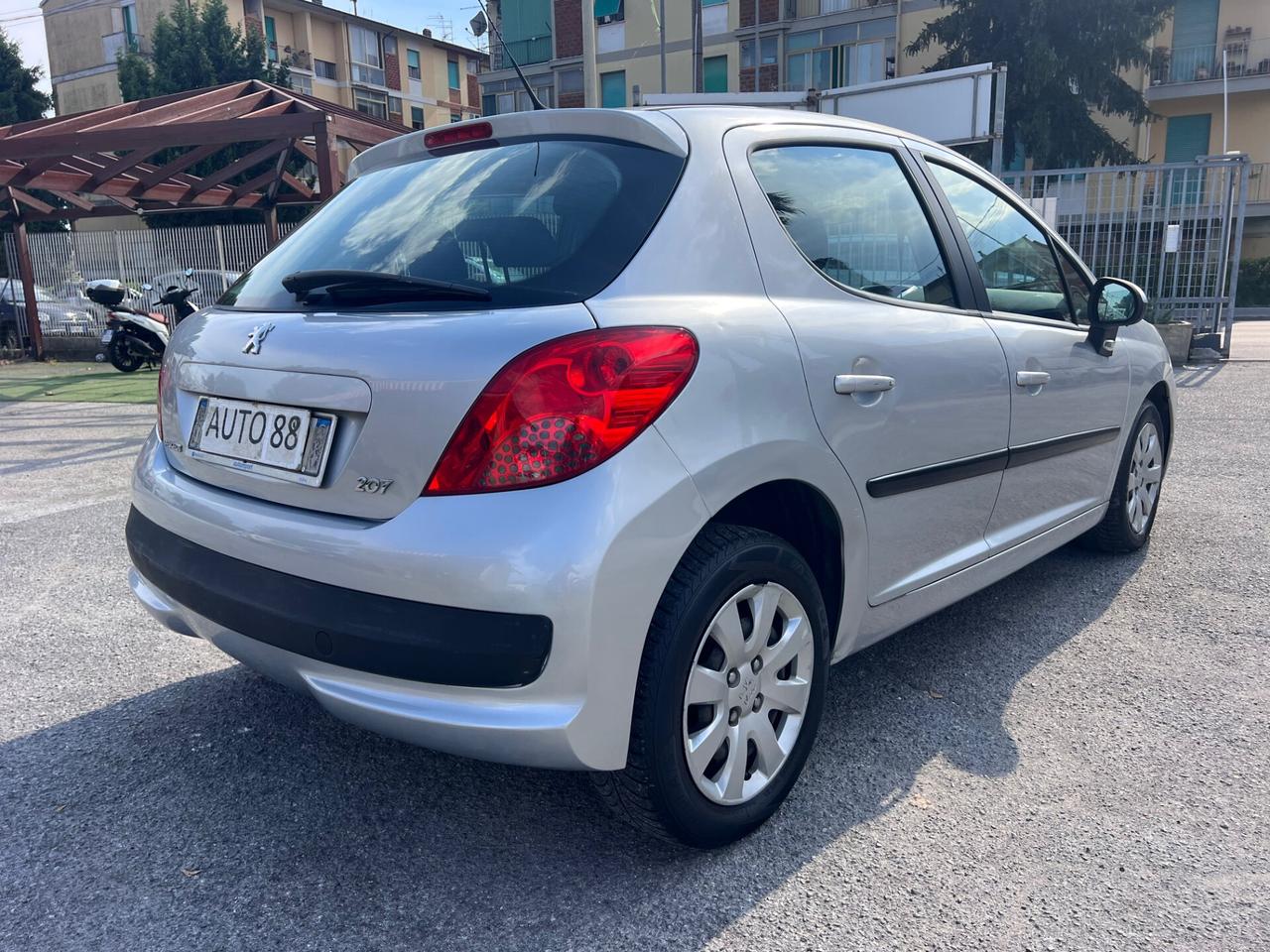 Peugeot 207 1.4 5p.