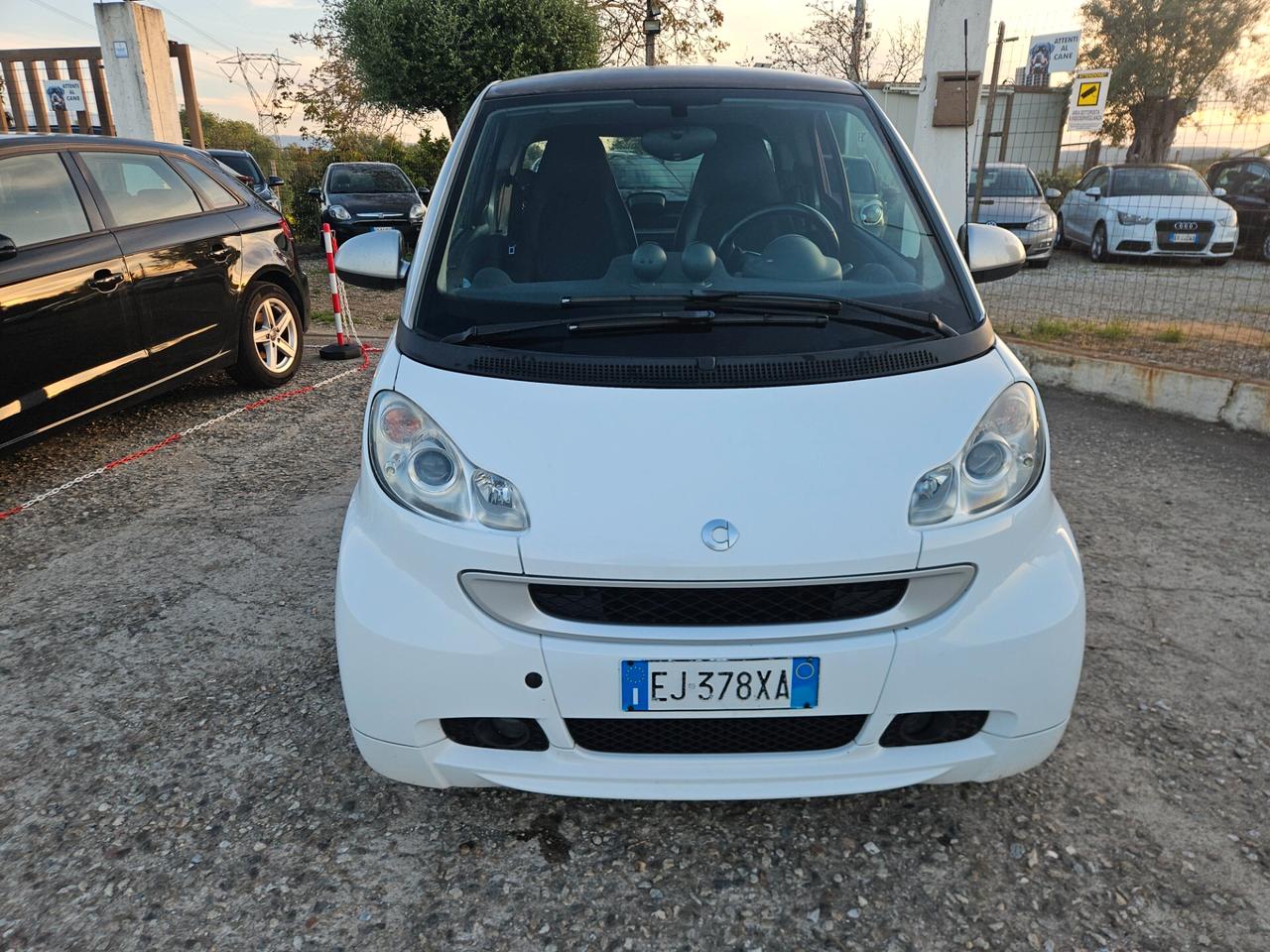 Smart ForTwo 1000 52 kW MHD coupé passion