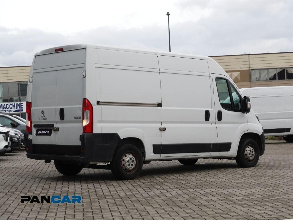 Peugeot Boxer 330 2.2 BlueHDi 140 S&S L2H2 Furgone