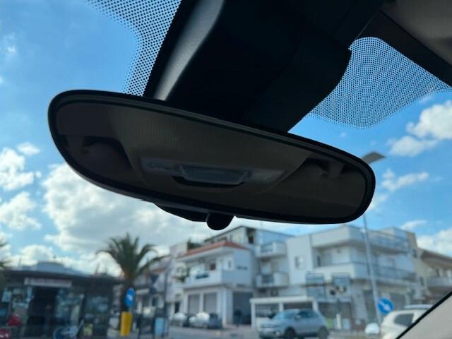 Bmw 2er Active Tourer 216d Luxury Pelle-Led-Navi-C.Autom.