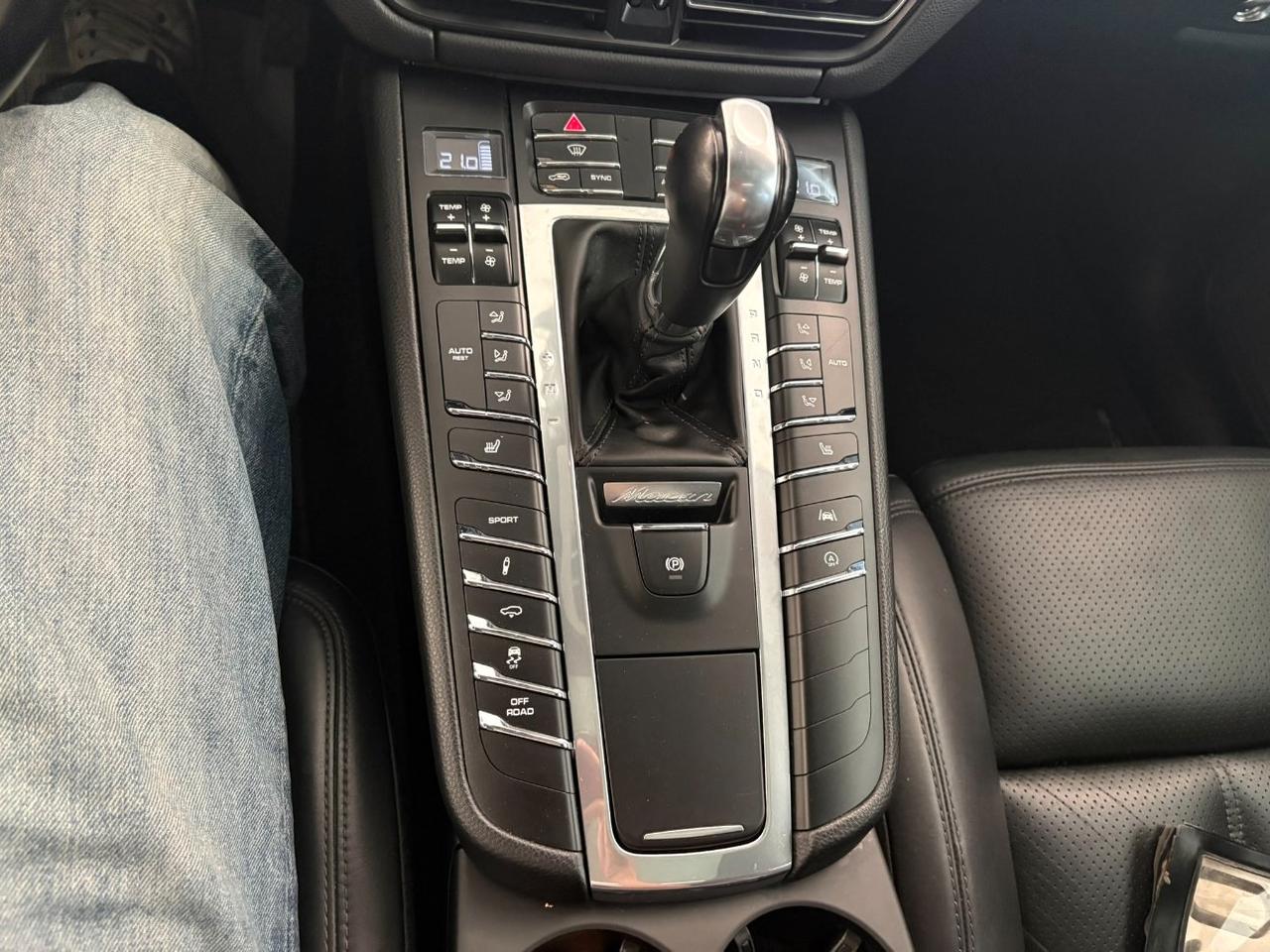 Porsche Macan 2.0 245cv pdk