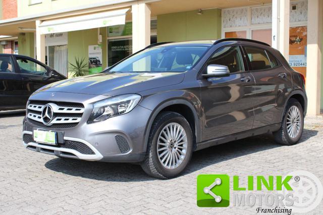 MERCEDES-BENZ GLA 180 d Automatic Business