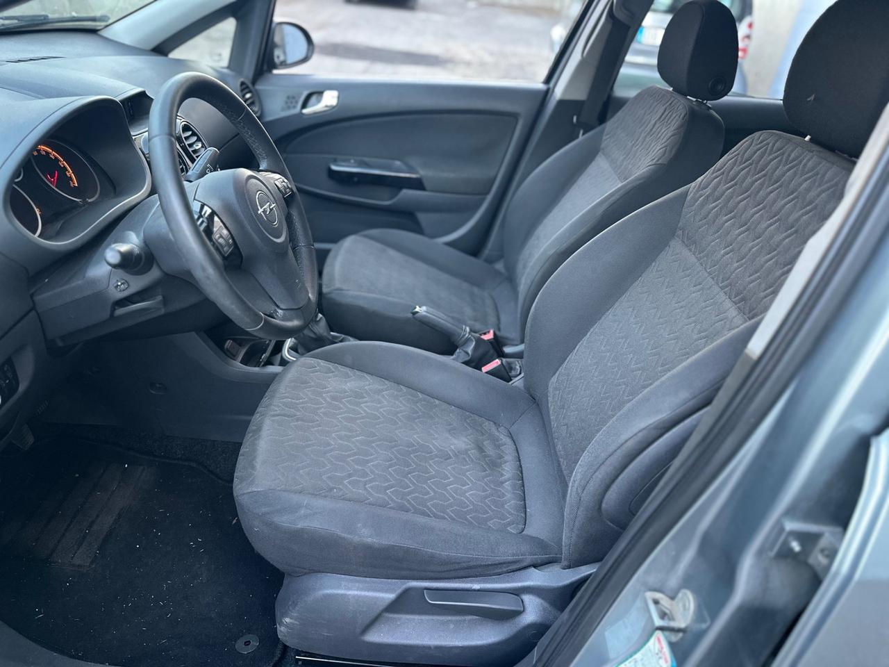 OPEL CORSA BENZINA GPL NEOPATENTATI 87 mila km