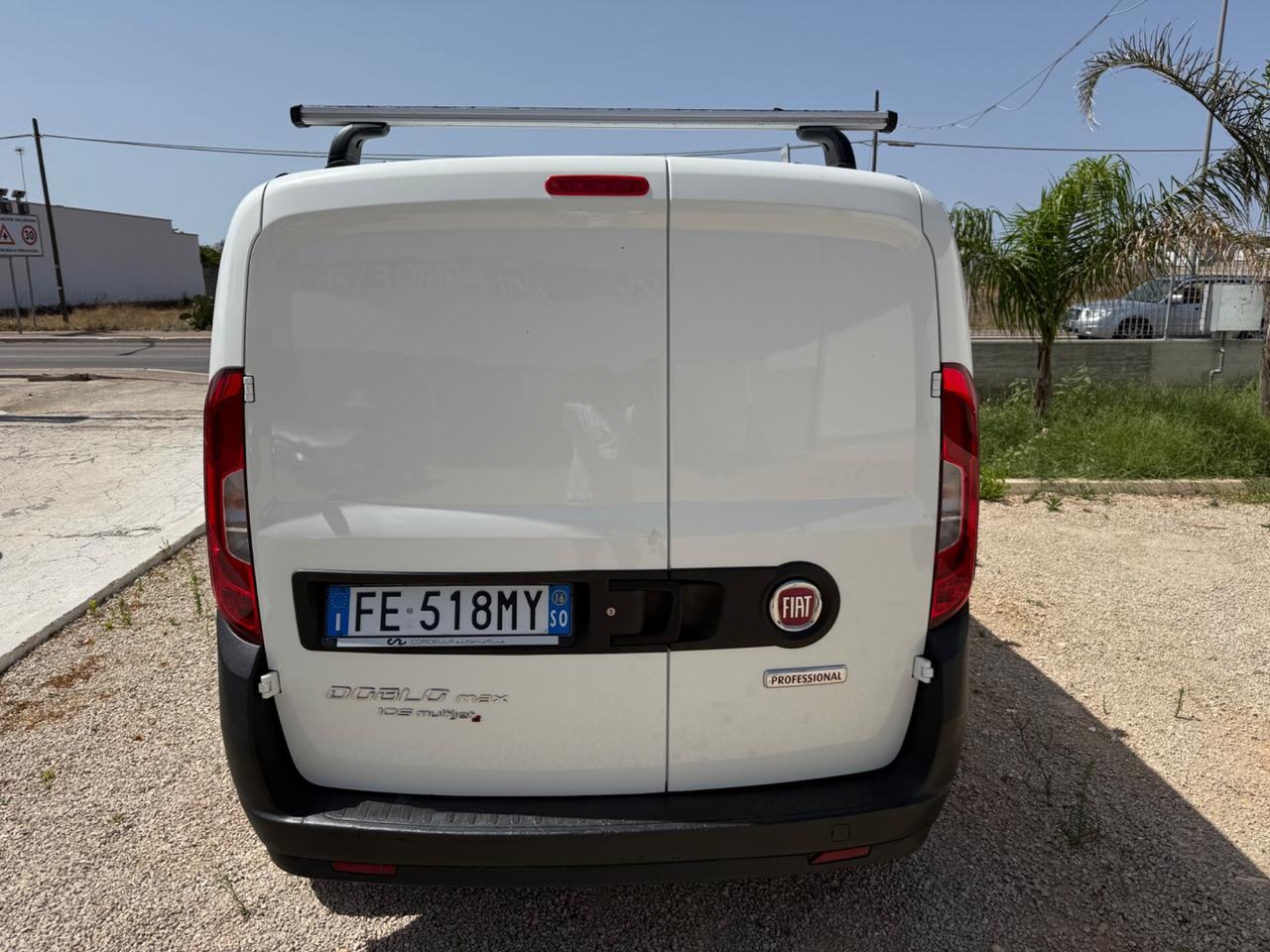 FIAT DOBLÒ MAXI 1.6 MJT 105cv Cargo MAXI Lamier 2 posti Autocarro IVA ESPOSTA