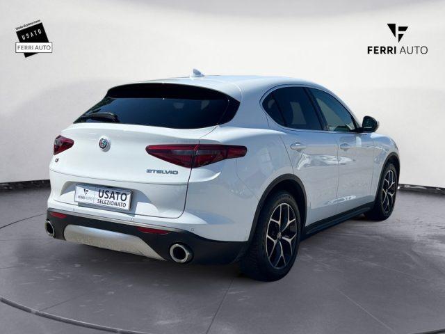 ALFA ROMEO Stelvio 2.2 Turbodiesel 210 CV AT8 Q4 Ti